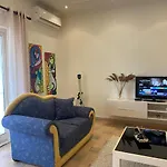 Center M * Tirana