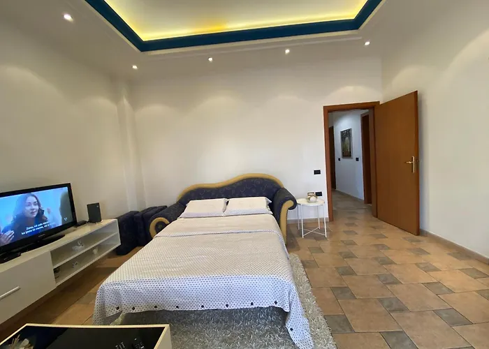 Center M דירה *
